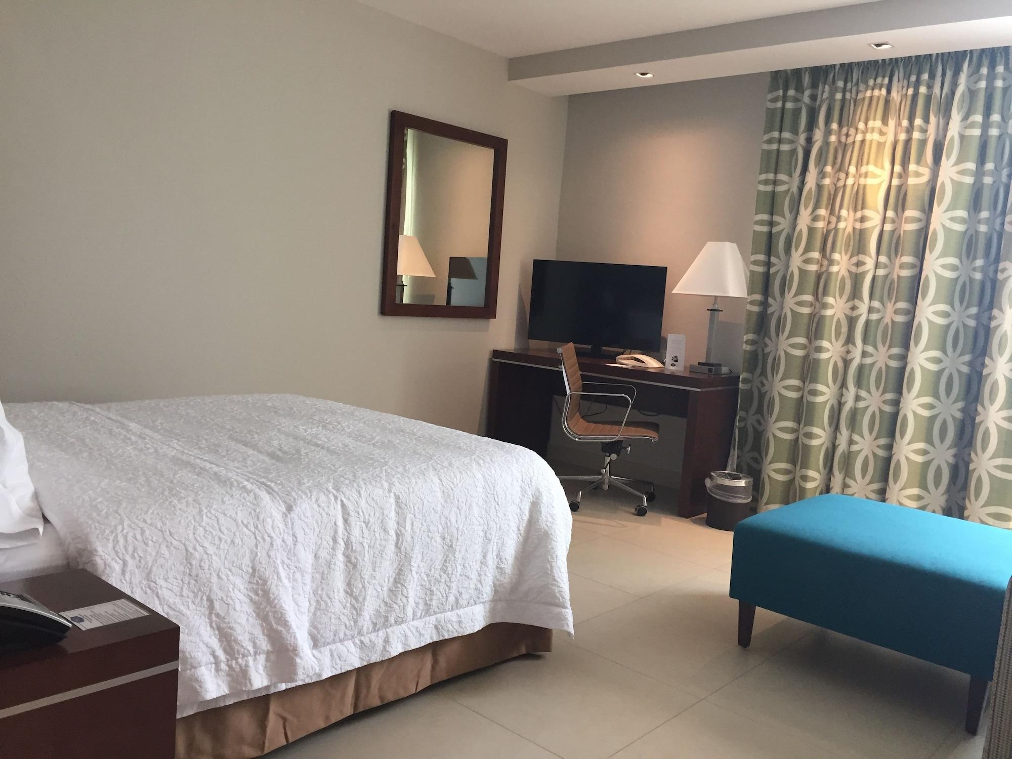 Hampton Inn By Hilton Mérida Eksteriør billede