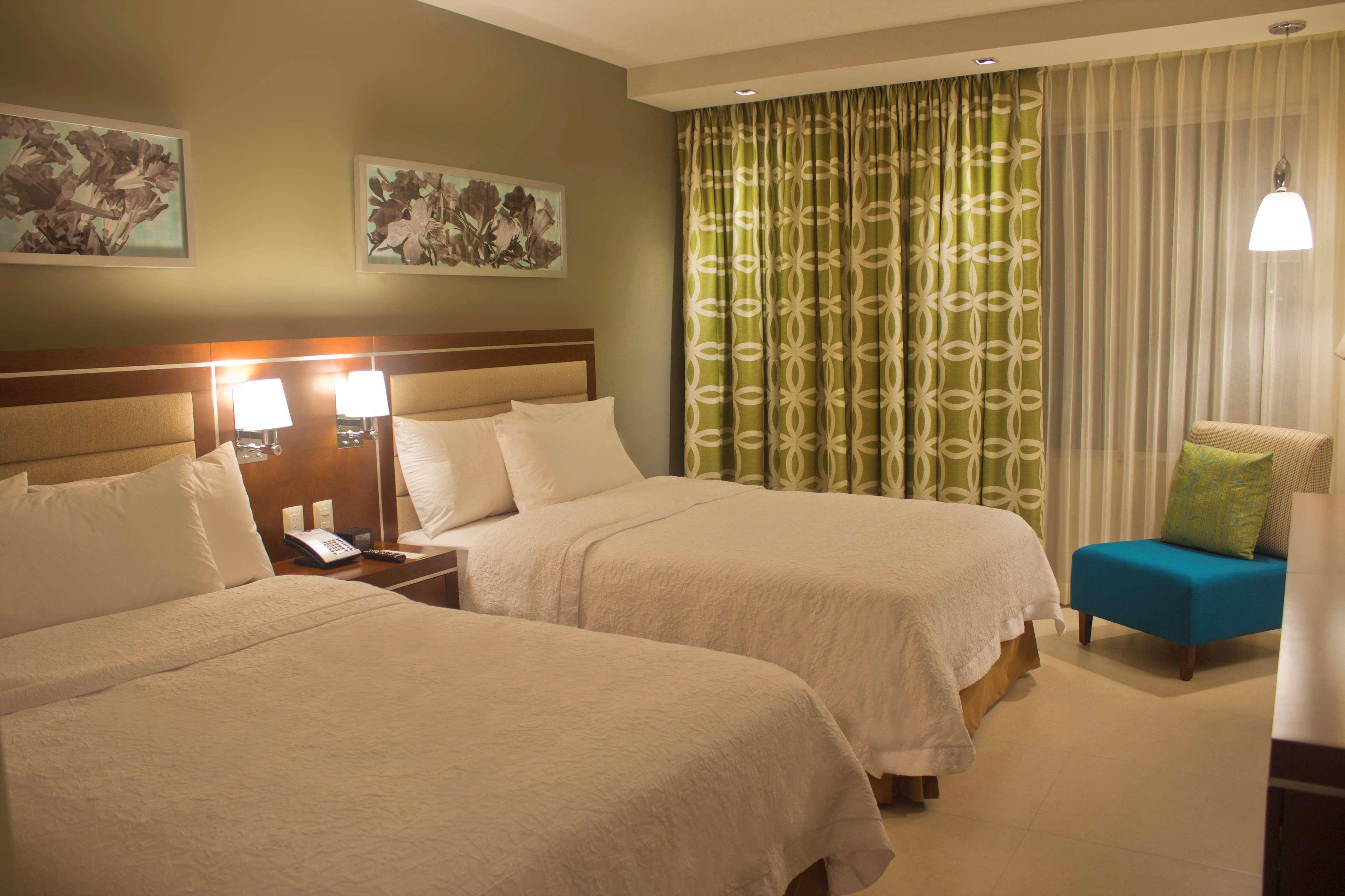 Hampton Inn By Hilton Mérida Eksteriør billede