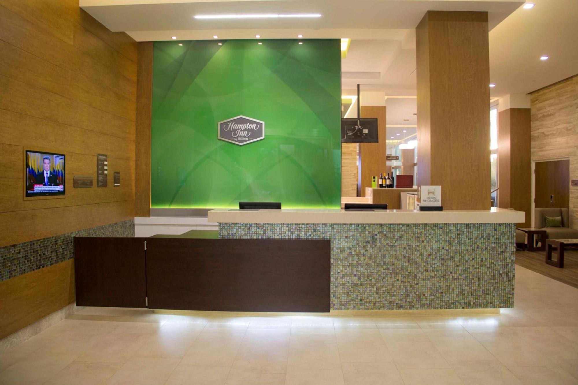 Hampton Inn By Hilton Mérida Eksteriør billede